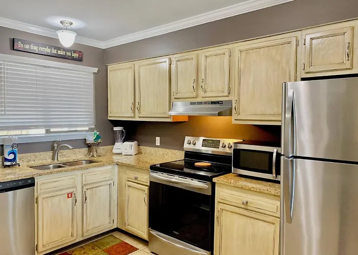 Palmas 122 By Albvr - One Of A Kind With Indirect Views Of The Gulf And Washer Dryer In Unit *
