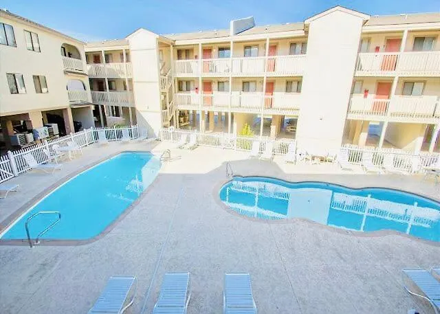 Palmas 122 By Albvr - One Of A Kind With Indirect Views Of The Gulf And Washer Dryer In Unit Holiday home Gulf Shores