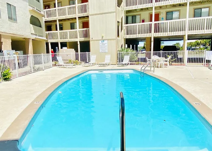 Palmas 122 By Albvr - One Of A Kind With Indirect Views Of The Gulf And Washer Dryer In Unit Gulf Shores